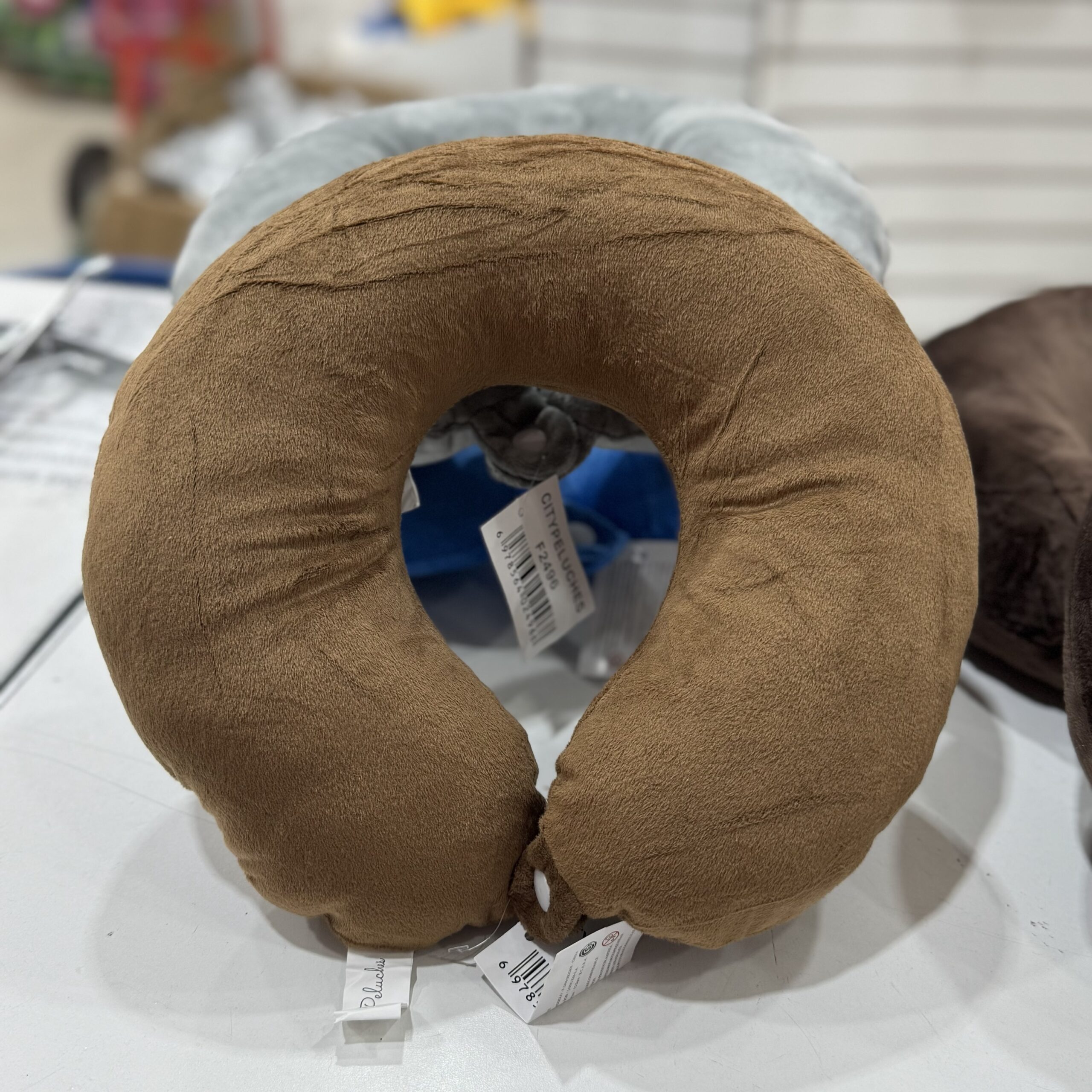 Almohada cuello comun(marrón)