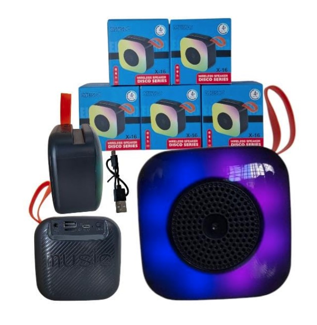 PARLANTE COLGANTE CUADRADO LUCES LED !