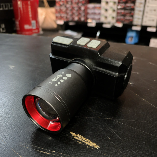 LINTERNA MINERA CON ZOOM - LED