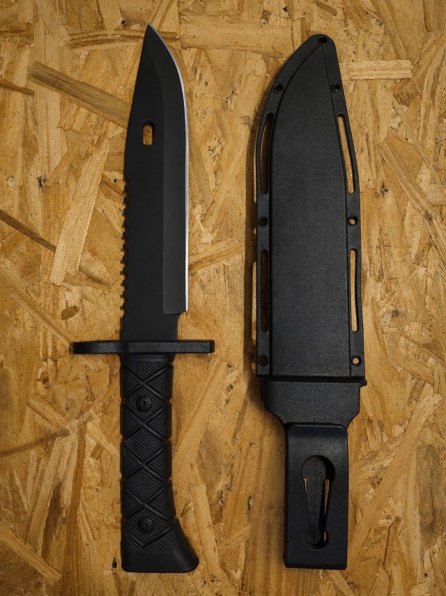 Cuchillo Táctico Tipo Bayoneta Negro con Funda - 34cm