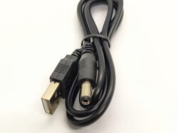 CABLES USB PC Y PARLANTES 5.5