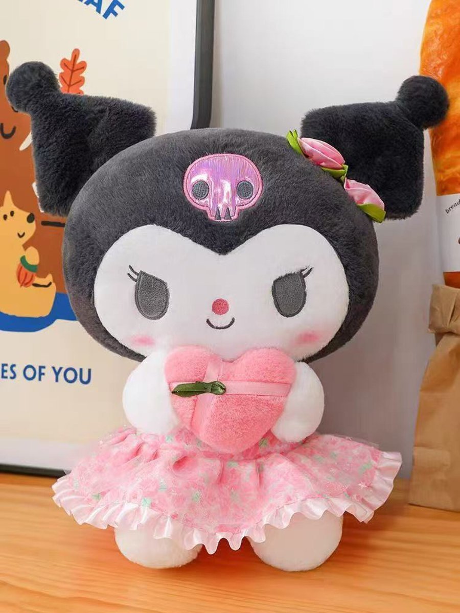 Kuromi con corazón 45cm