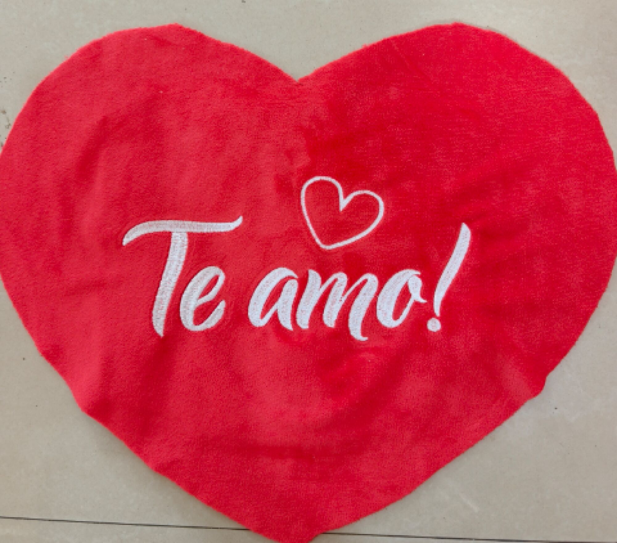 Almohada corazón rojo Te Amo 42cm