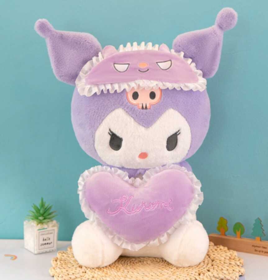Peluche kuromi con forma de corazón 45cm