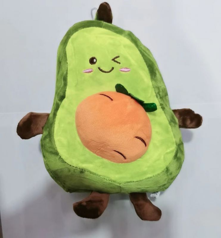 PALTA CON PANZA DE ZANAHORIA 20CM