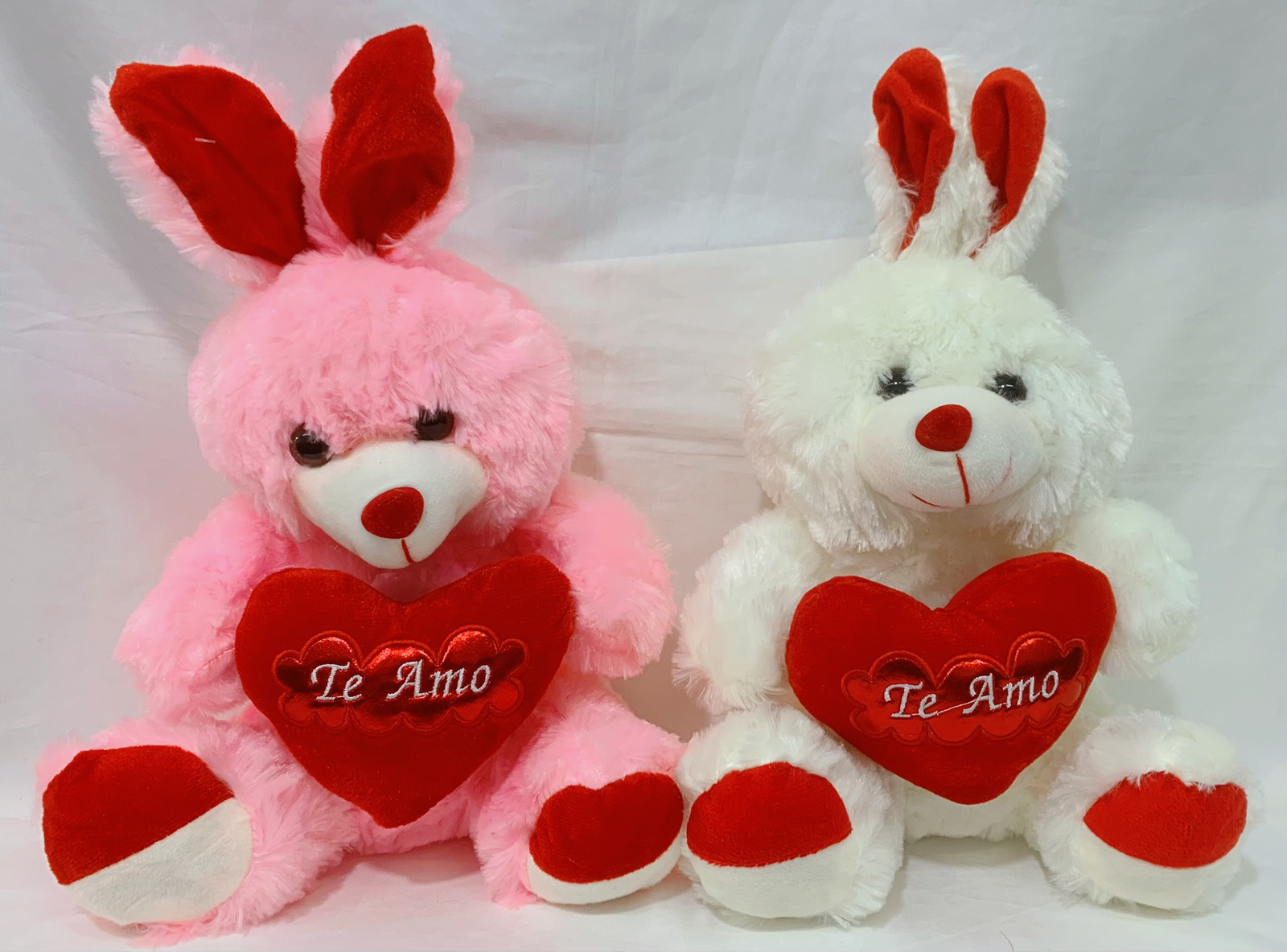 Conejo con corazón rojo te amo 2 corazón 30cm