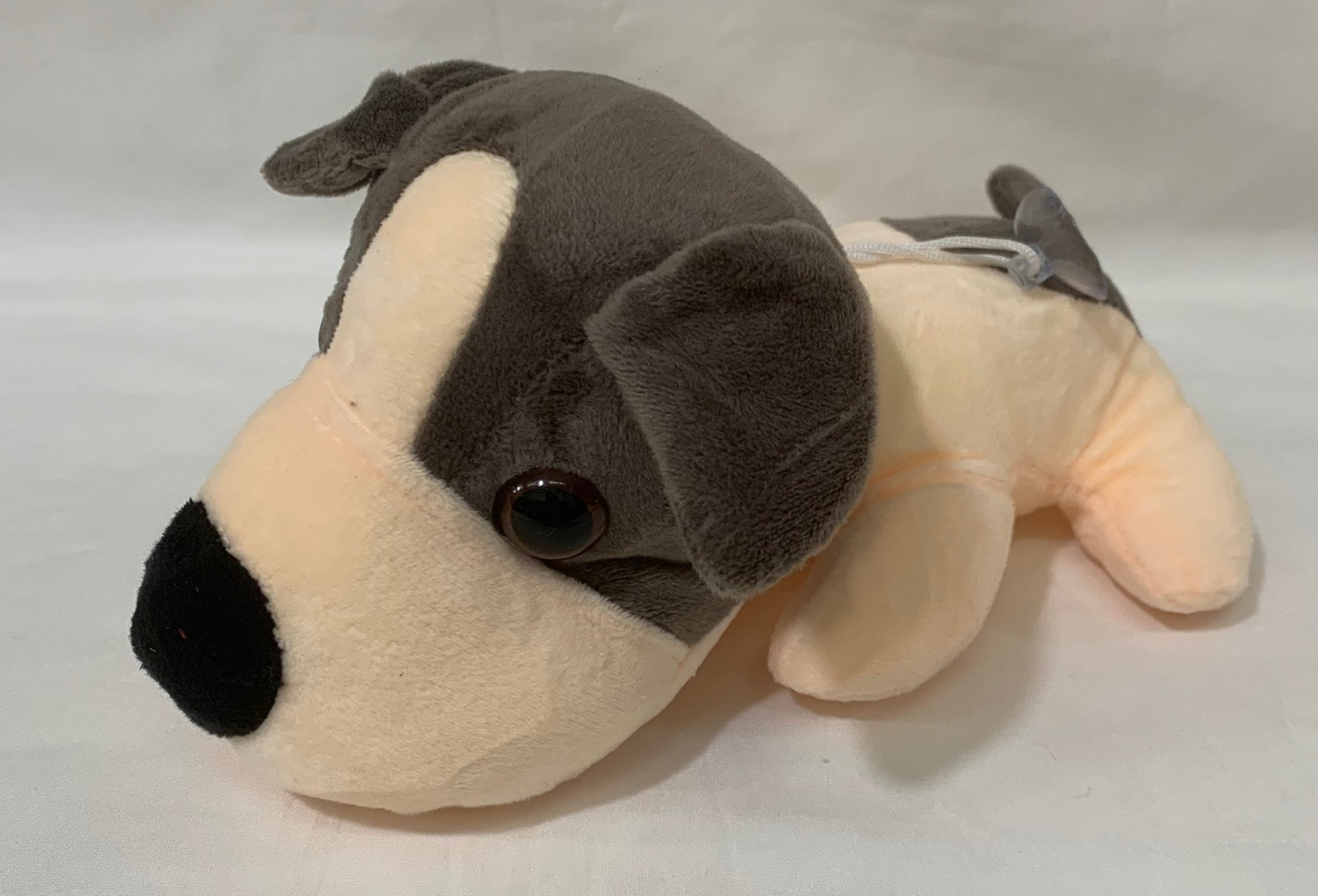 Bulldog acostado con sopapa 20cm