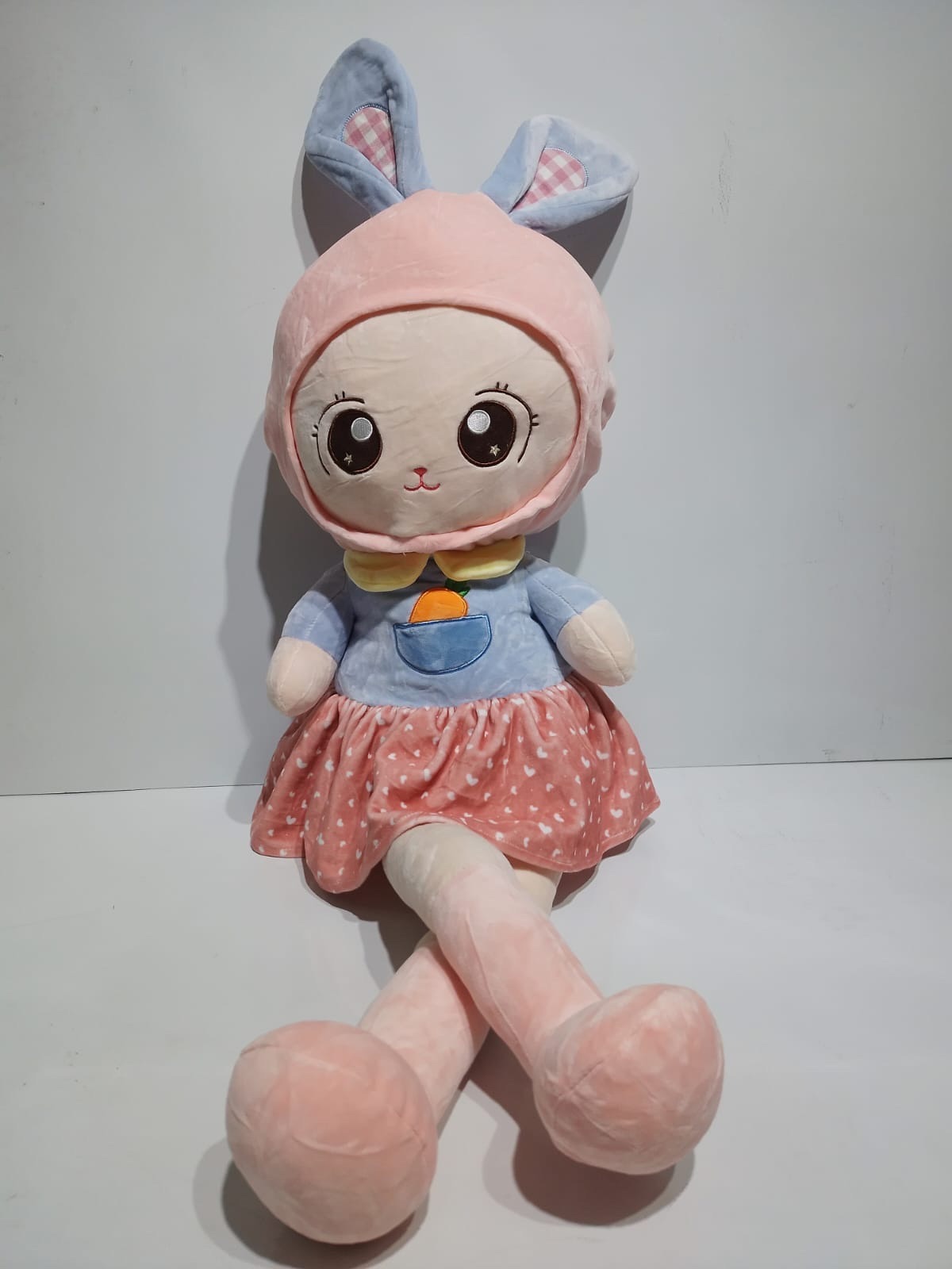 Conejo con vestido pata larga 75cm