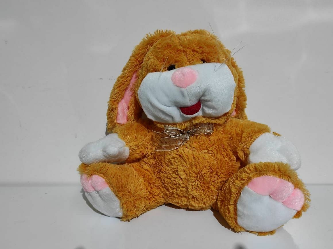 Conejo lengua afuera 25cm