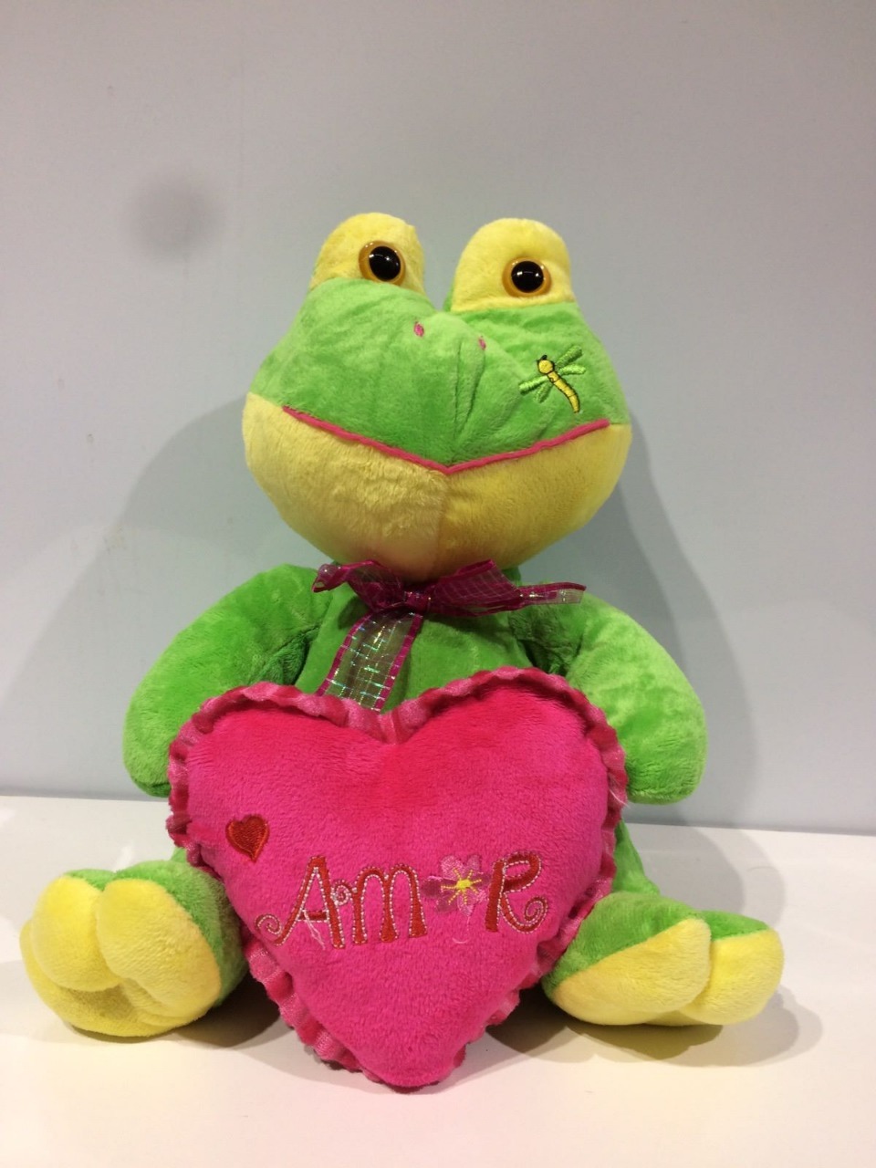 Rana con corazón 30cm