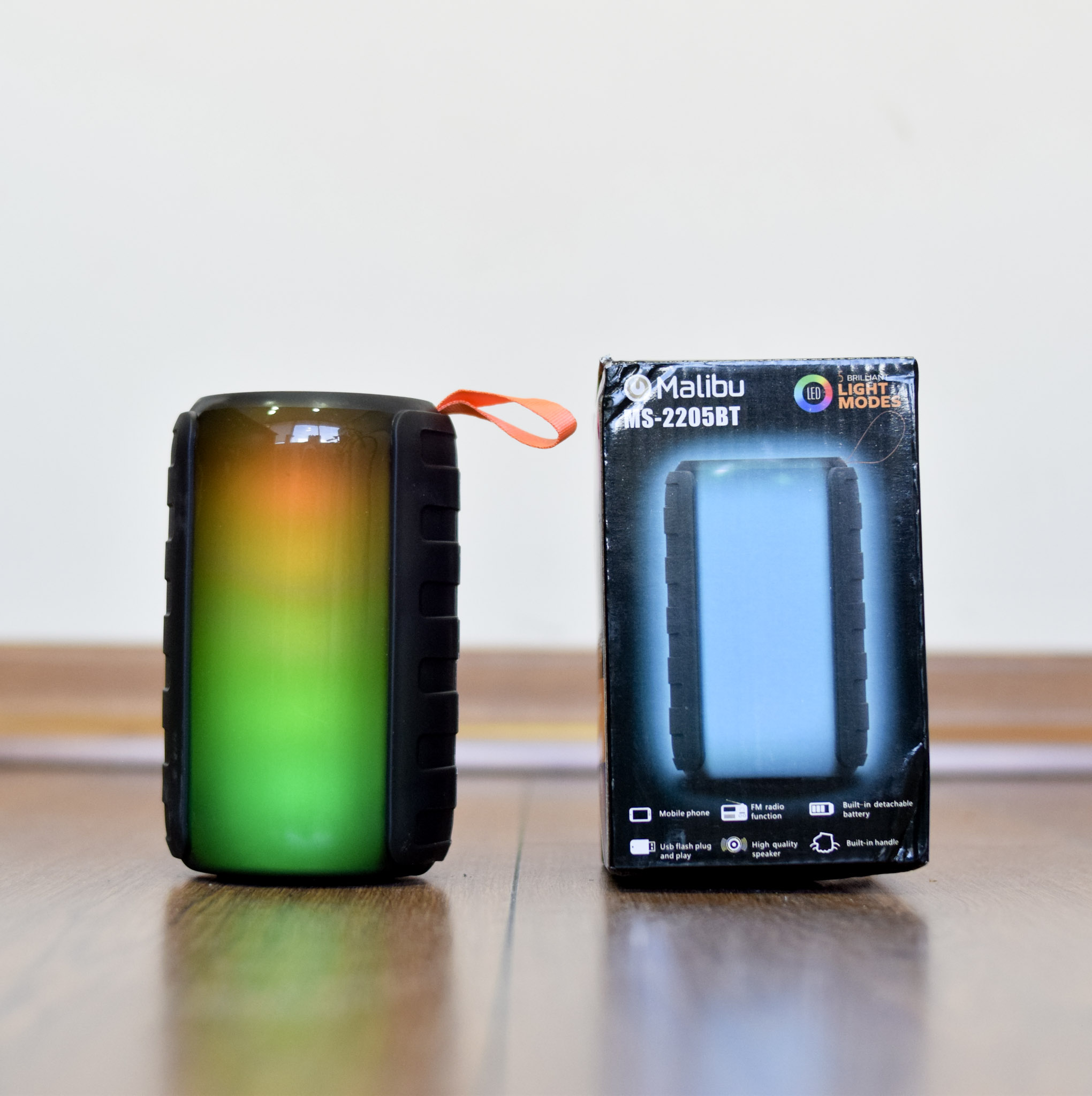 MS-2205BT PARLANTE 2" MALIBU C/LUZ RGB