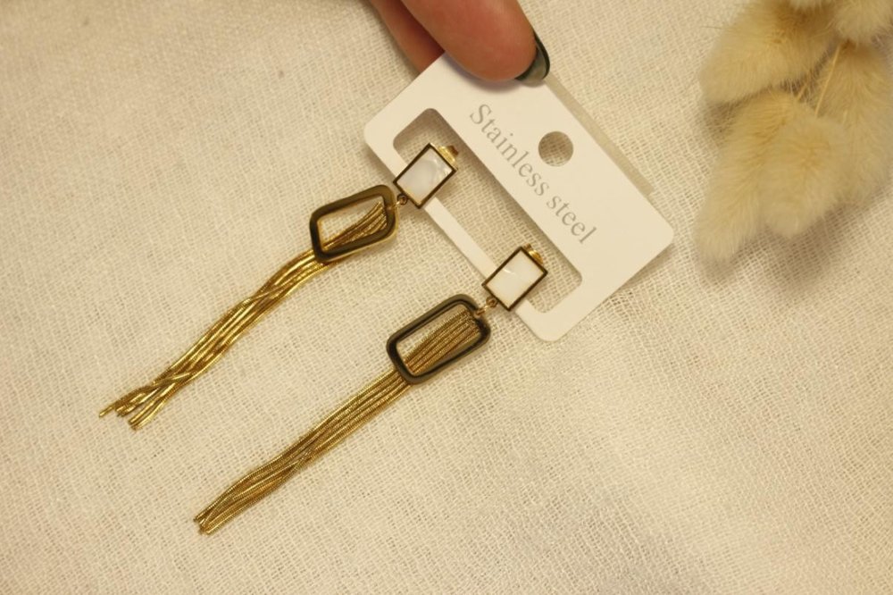 Aros Colgantes De Acero Dorado SK669-MOR