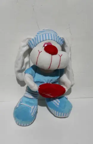 Conejo paton con corazón 19cm